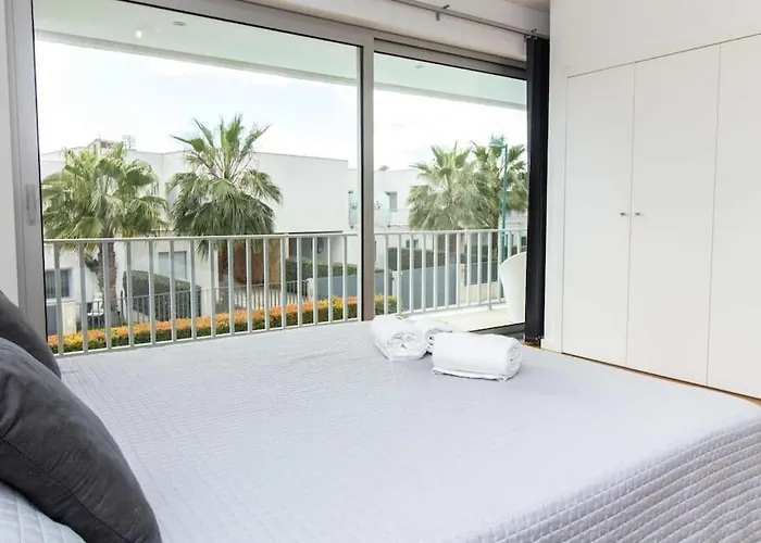 Harmony 4b House By Ici Villa